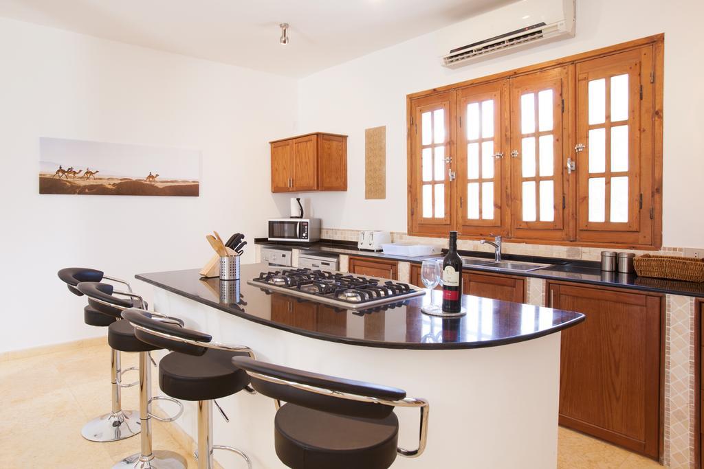 Red Rock Apartments Dahab Bilik gambar